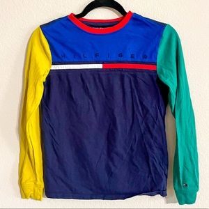 Tommy hilfigure retro top milticolor long sleeve for boys size L